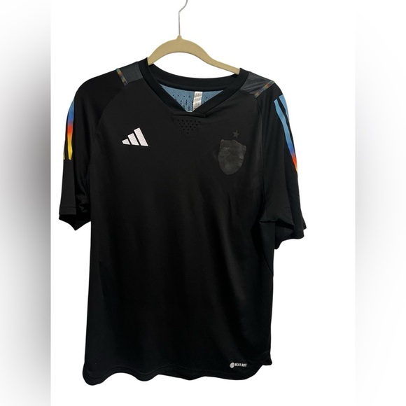 Adidas World Cup Men's Soccer Short Sleeve Jersey, Mens Size M - Picture 1 of 9